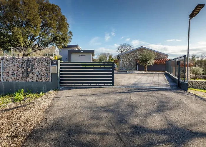 Βίλα Borealis Raša