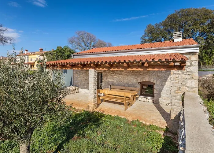 Βίλα Borealis Raša